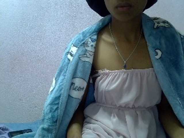 Yalane live cam on BongaCams