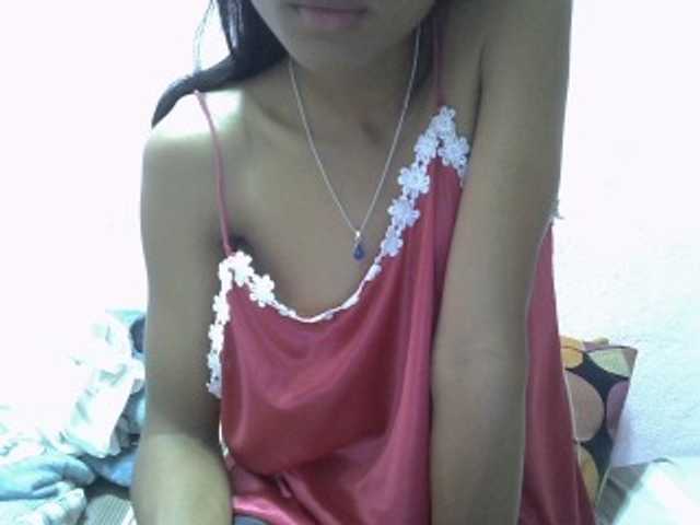 Yalane live cam on BongaCams