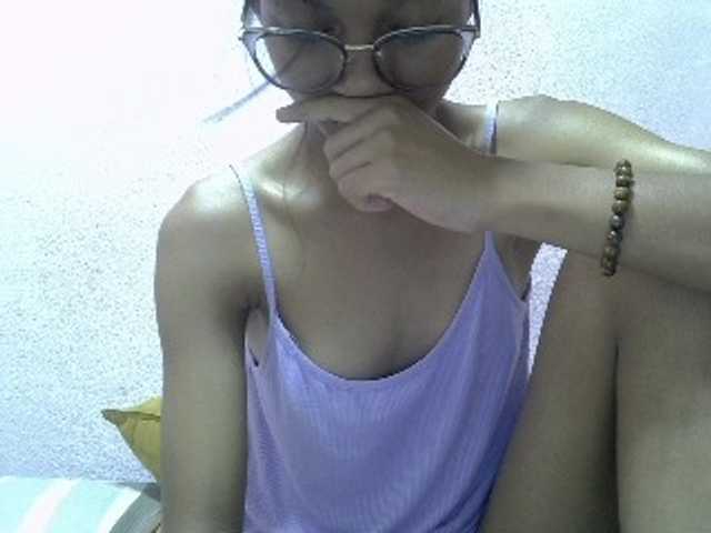 Yalane live cam on BongaCams