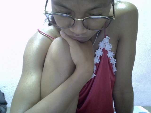 Yalane live cam on BongaCams