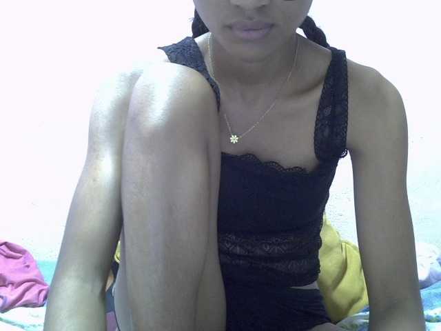 Yalane live cam on BongaCams