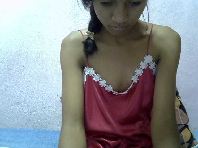 Yalane live cam on BongaCams