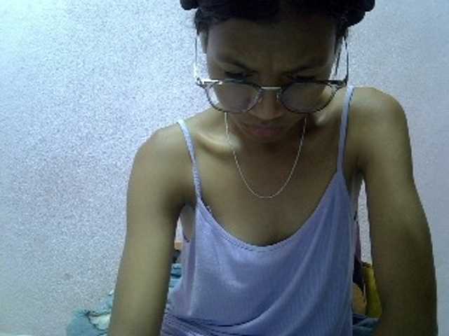 Yalane live cam on BongaCams