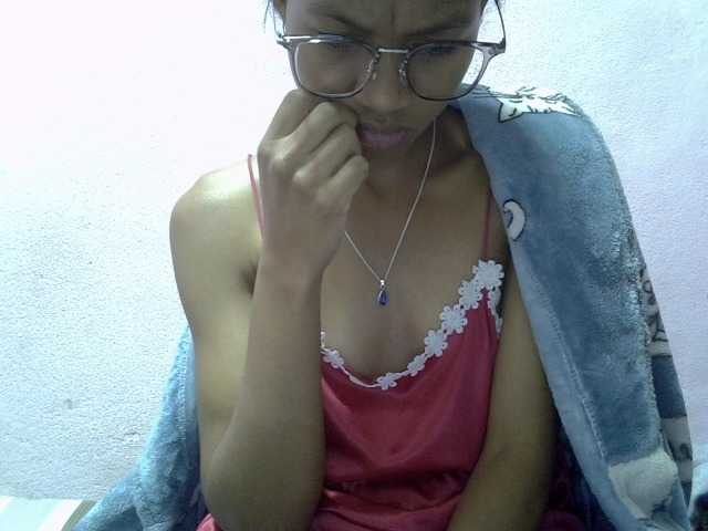 Yalane live cam on BongaCams