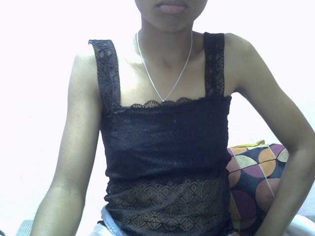 Yalane live cam on BongaCams