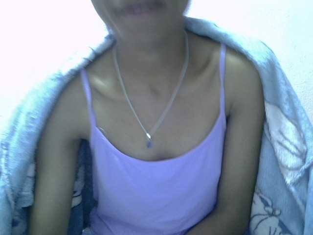 Yalane live cam on BongaCams