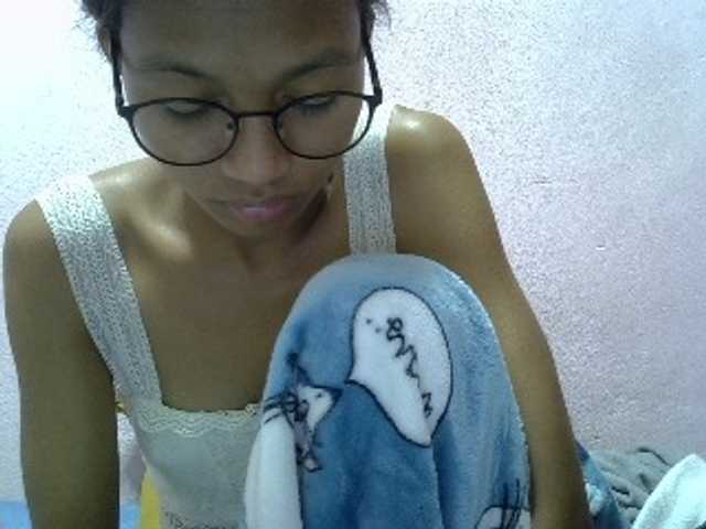 Yalane live cam on BongaCams