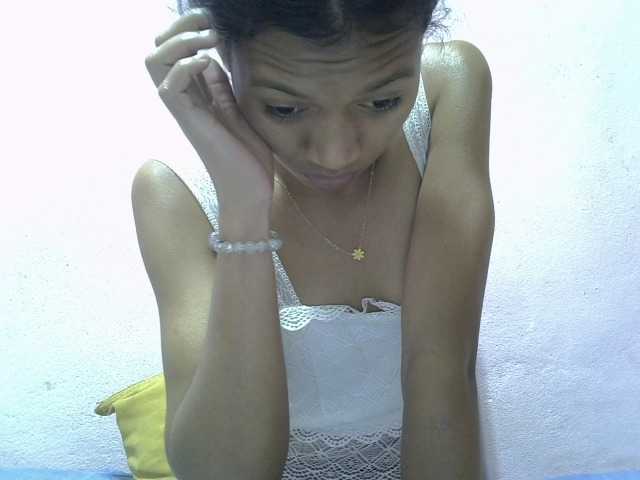 Yalane live cam on BongaCams