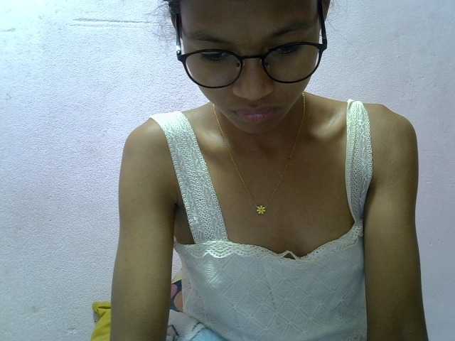 Yalane live cam on BongaCams