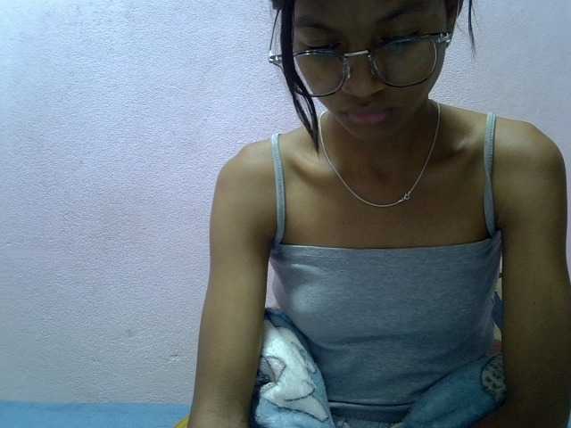 Yalane live cam on BongaCams