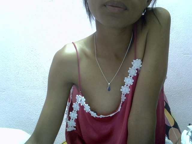 Yalane live cam on BongaCams