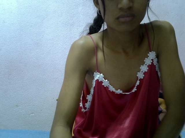 Yalane live cam on BongaCams