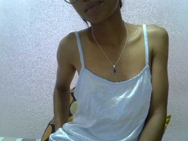 Yalane live cam on BongaCams