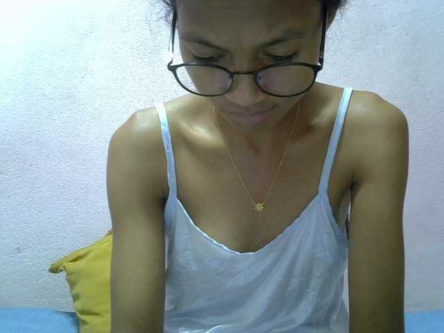 Yalane live cam on BongaCams