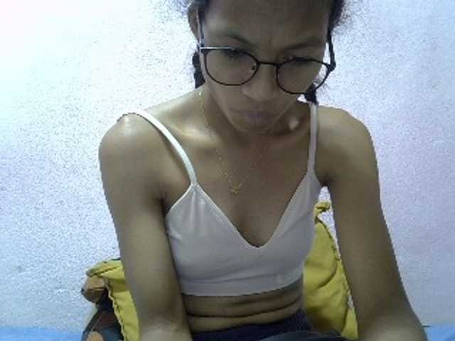 Yalane live cam on BongaCams