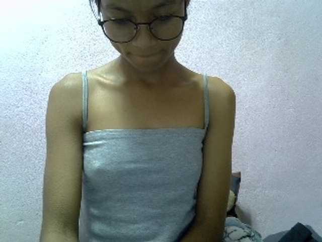 Yalane live cam on BongaCams