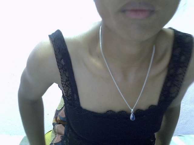 Yalane live cam on BongaCams