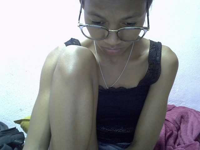 Yalane live cam on BongaCams