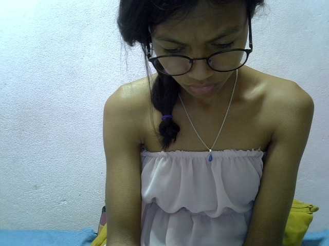 Yalane live cam on BongaCams