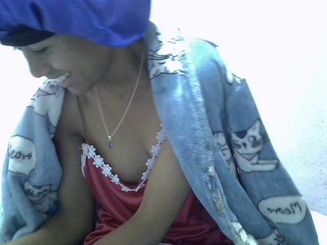 Yalane live cam on BongaCams