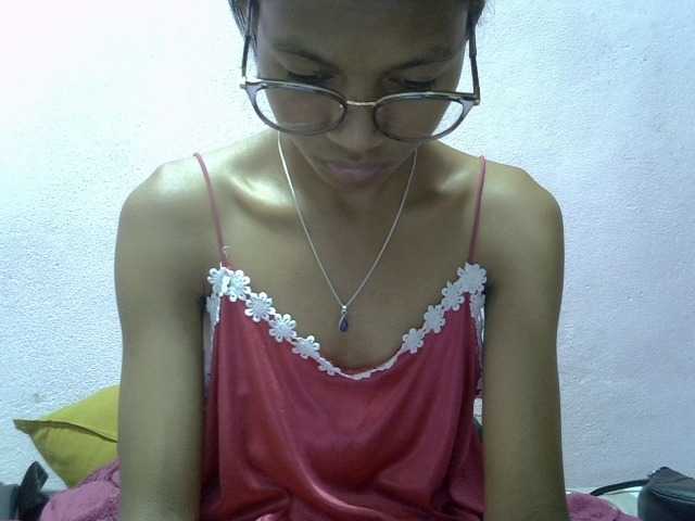 Yalane live cam on BongaCams