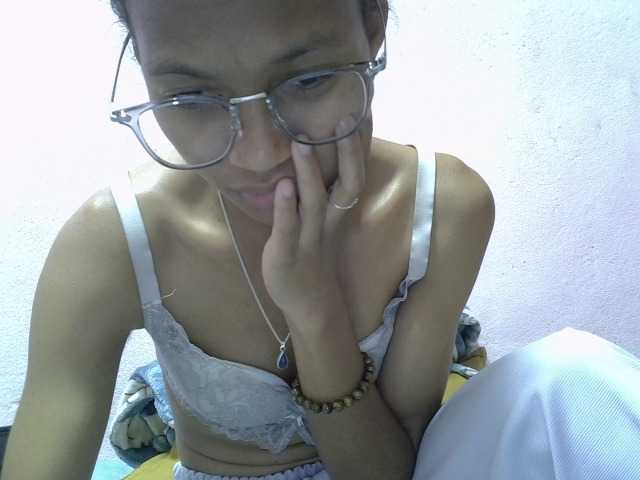 Yalane live cam on BongaCams