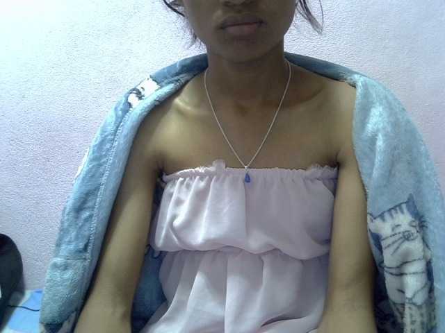 Yalane live cam on BongaCams