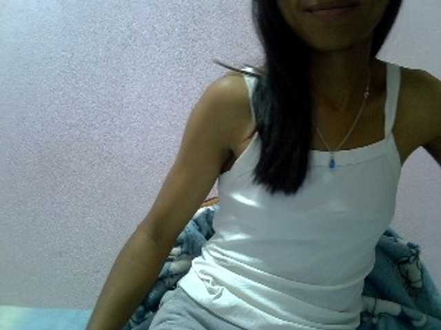 Yalane live cam on BongaCams