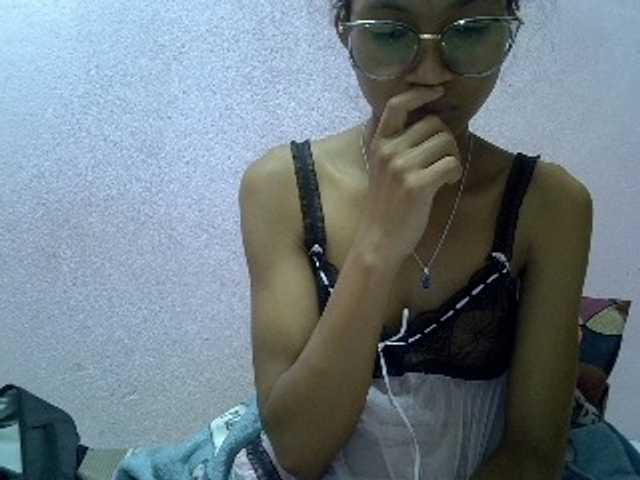 Yalane live cam on BongaCams