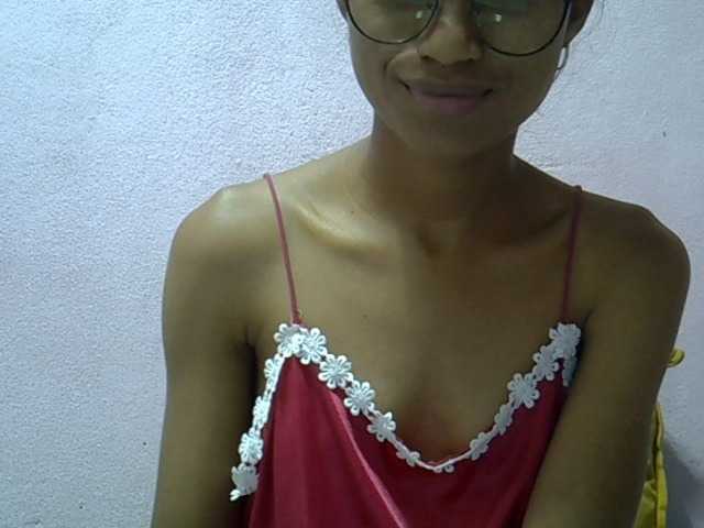 Yalane live cam on BongaCams