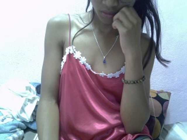 Yalane live cam on BongaCams
