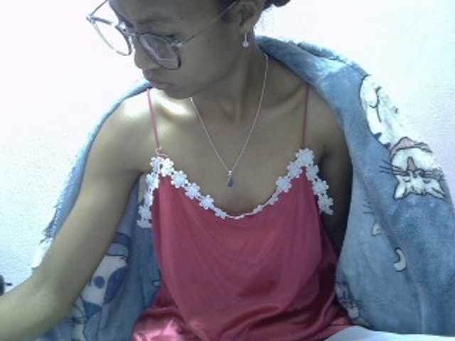 Yalane live cam on BongaCams