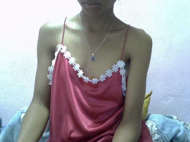 Yalane live cam on BongaCams