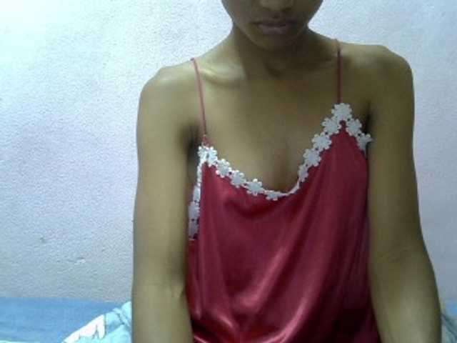 Yalane live cam on BongaCams