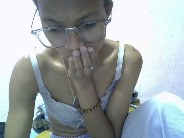 Yalane live cam on BongaCams