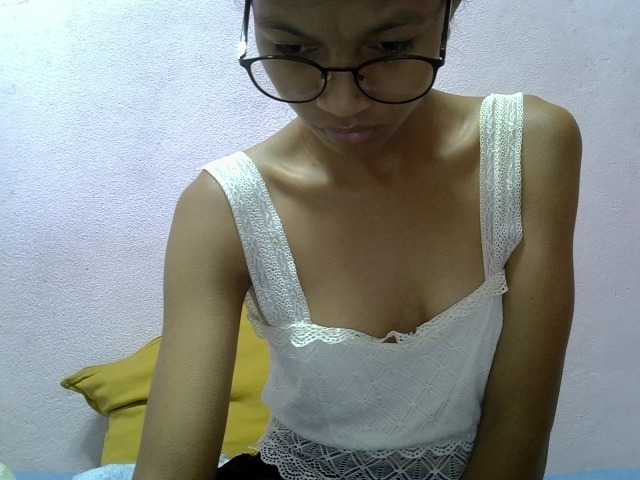 Yalane live cam on BongaCams