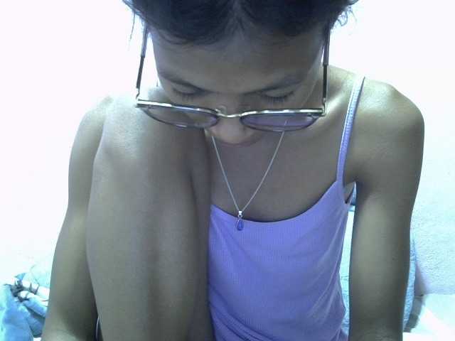 Yalane live cam on BongaCams