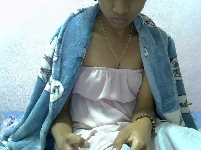 Yalane live cam on BongaCams