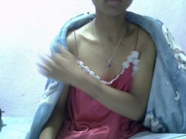 Yalane live cam on BongaCams