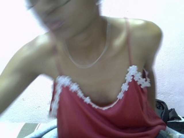 Yalane live cam on BongaCams