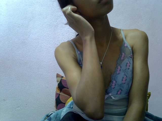 Yalane live cam on BongaCams