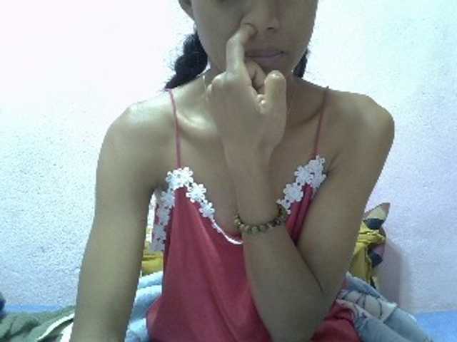 Yalane live cam on BongaCams
