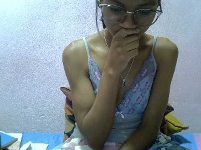 Yalane live cam on BongaCams