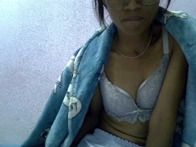 Yalane live cam on BongaCams