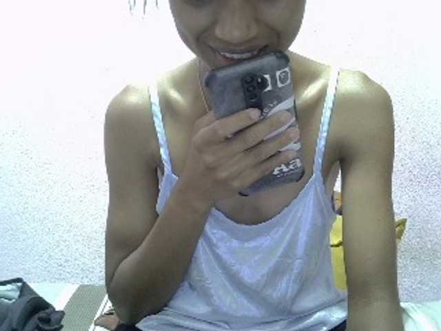 Yalane live cam on BongaCams