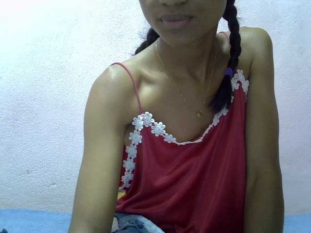 Yalane live cam on BongaCams