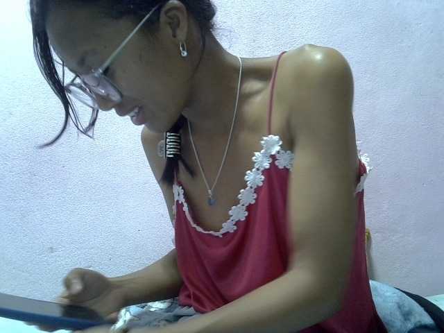 Yalane live cam on BongaCams