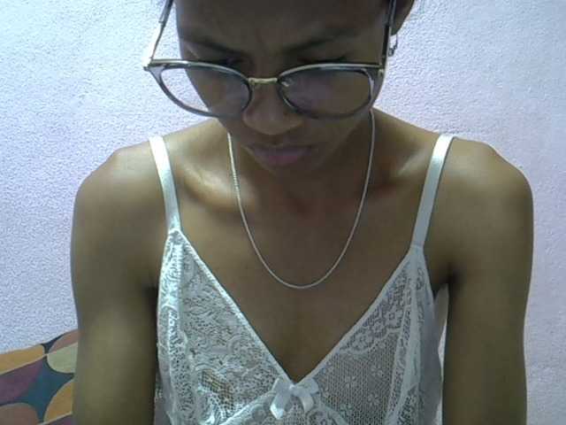 Yalane live cam on BongaCams