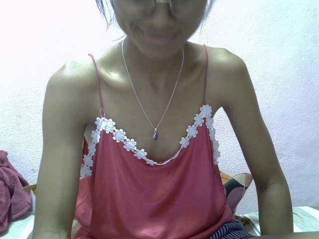 Yalane live cam on BongaCams