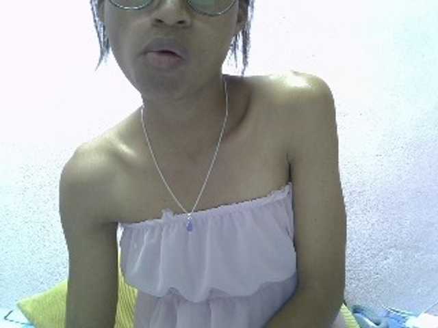 Yalane live cam on BongaCams